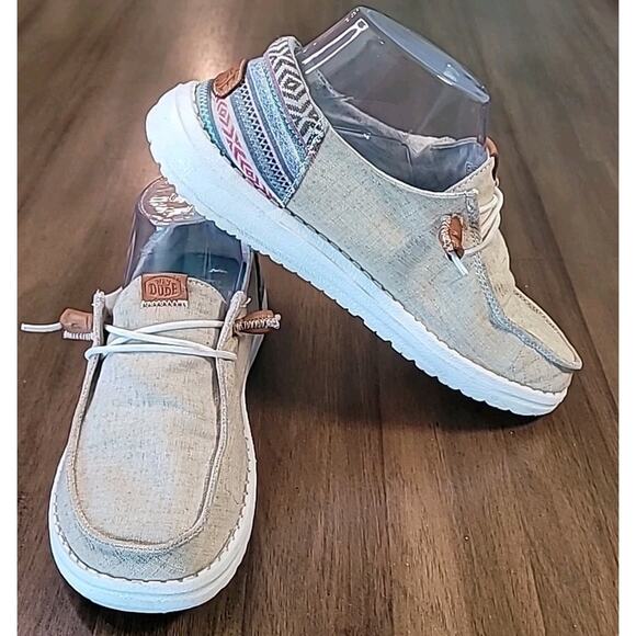 Hey Dude Wendy Funk Serape Stripe Casual Shoes Women’s Size 6 GUC - Picture 3 of 10